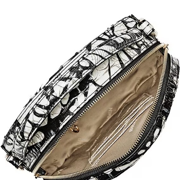 Brahmin Lane, Daisy Batik Melbourne, NWT - Picture 14 of 14